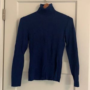 Navy blue ribbed turtleneck